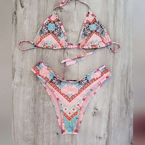 Nasty Gal Floral Boarder Boho Print Tassel Beaded  Bikini Swimsuit Set Size 8 - Picture 5 of 10